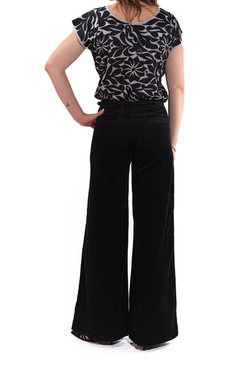 Adelina blouse grey with black embroidery