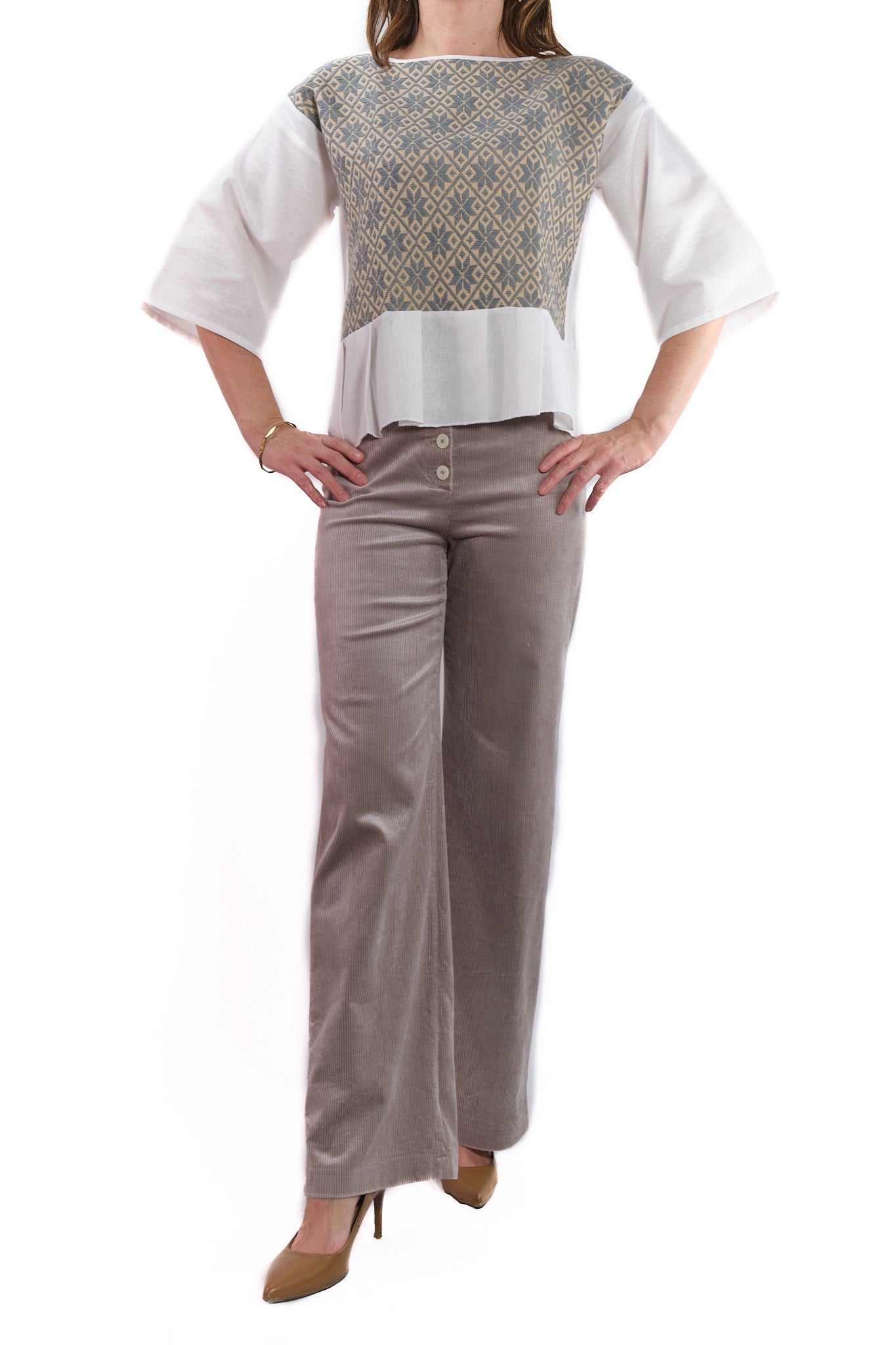 Lourdes long sleeve blouse white with grey and beige embroidery