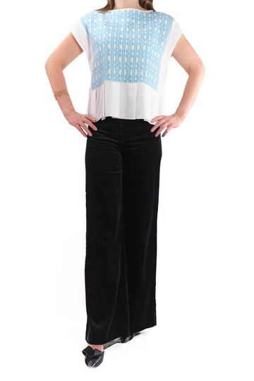 Lourdes short sleeve blouse white with blue embroidery
