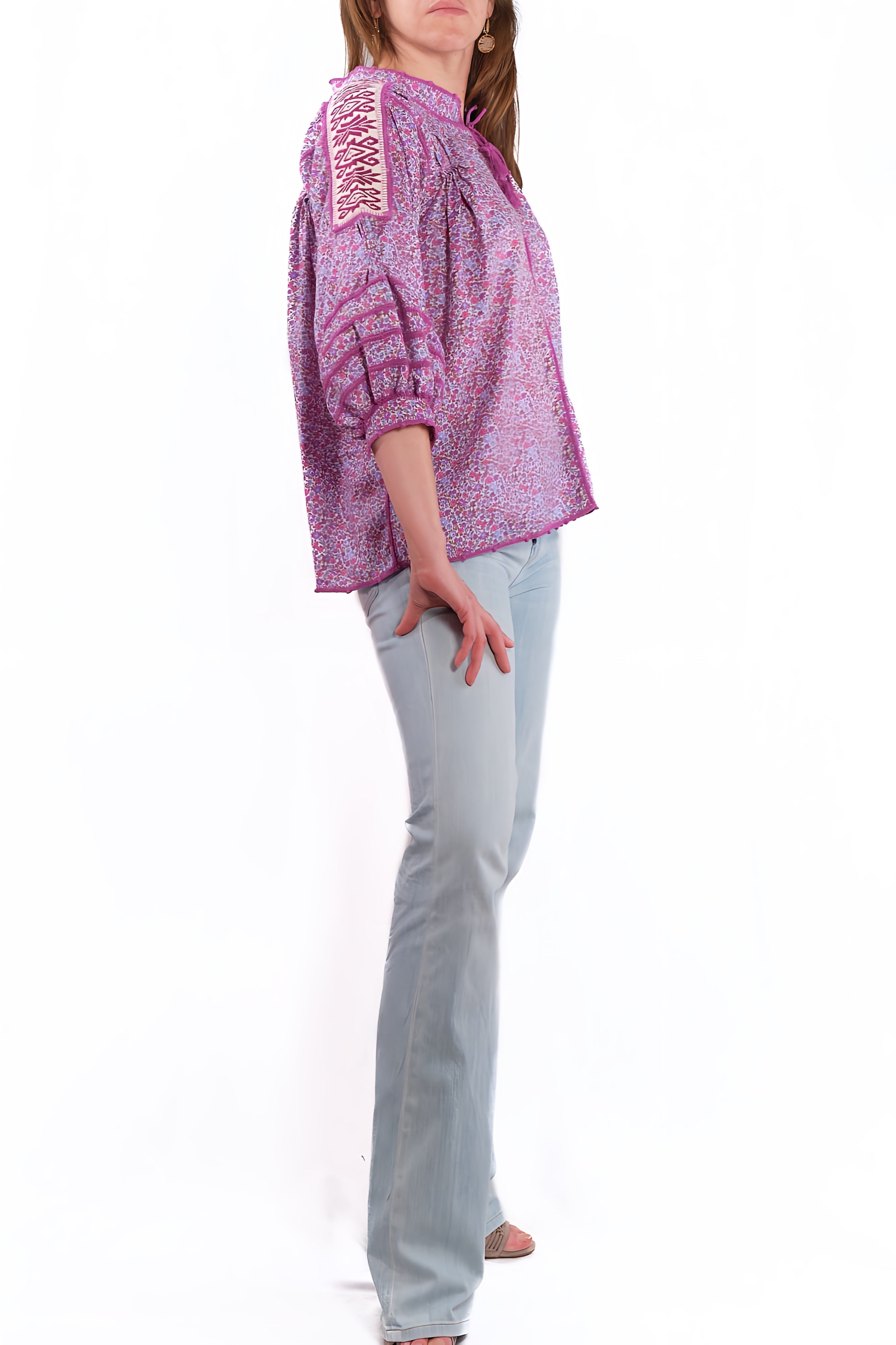 Odilia Blouse lilac with flowers side