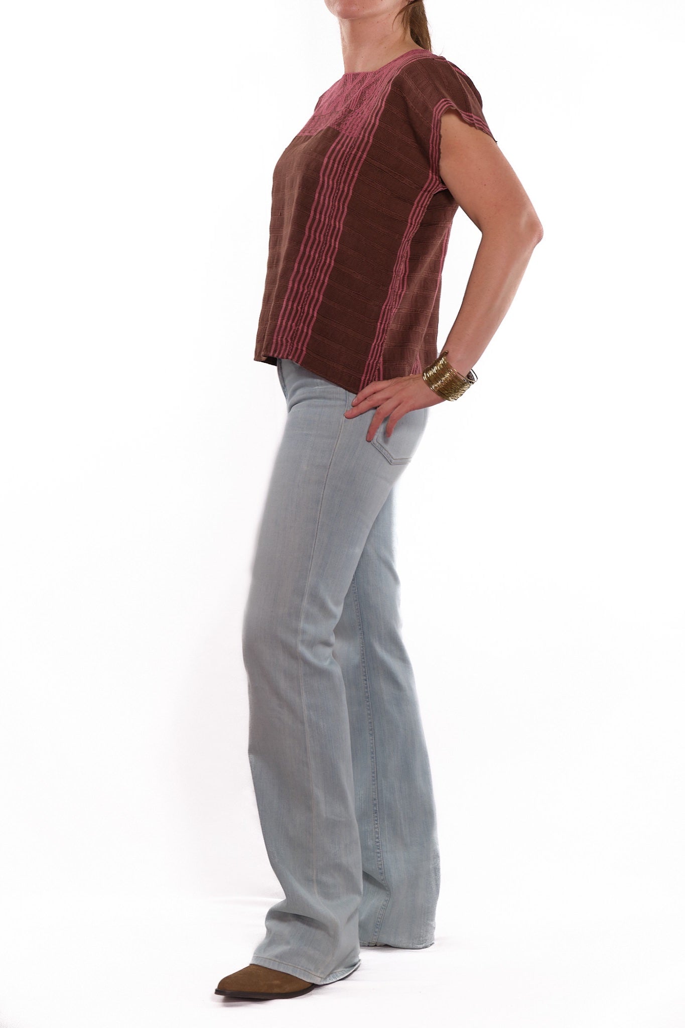 Ofelia Unraveled Blouse brown with pink embroidery