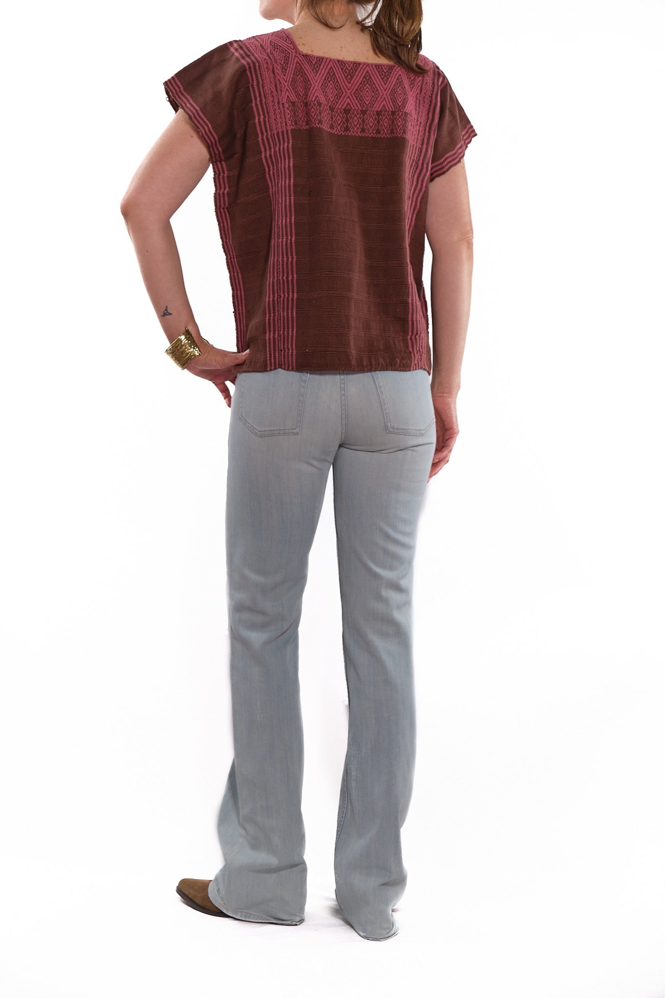 Ofelia Unraveled Blouse brown with pink embroidery