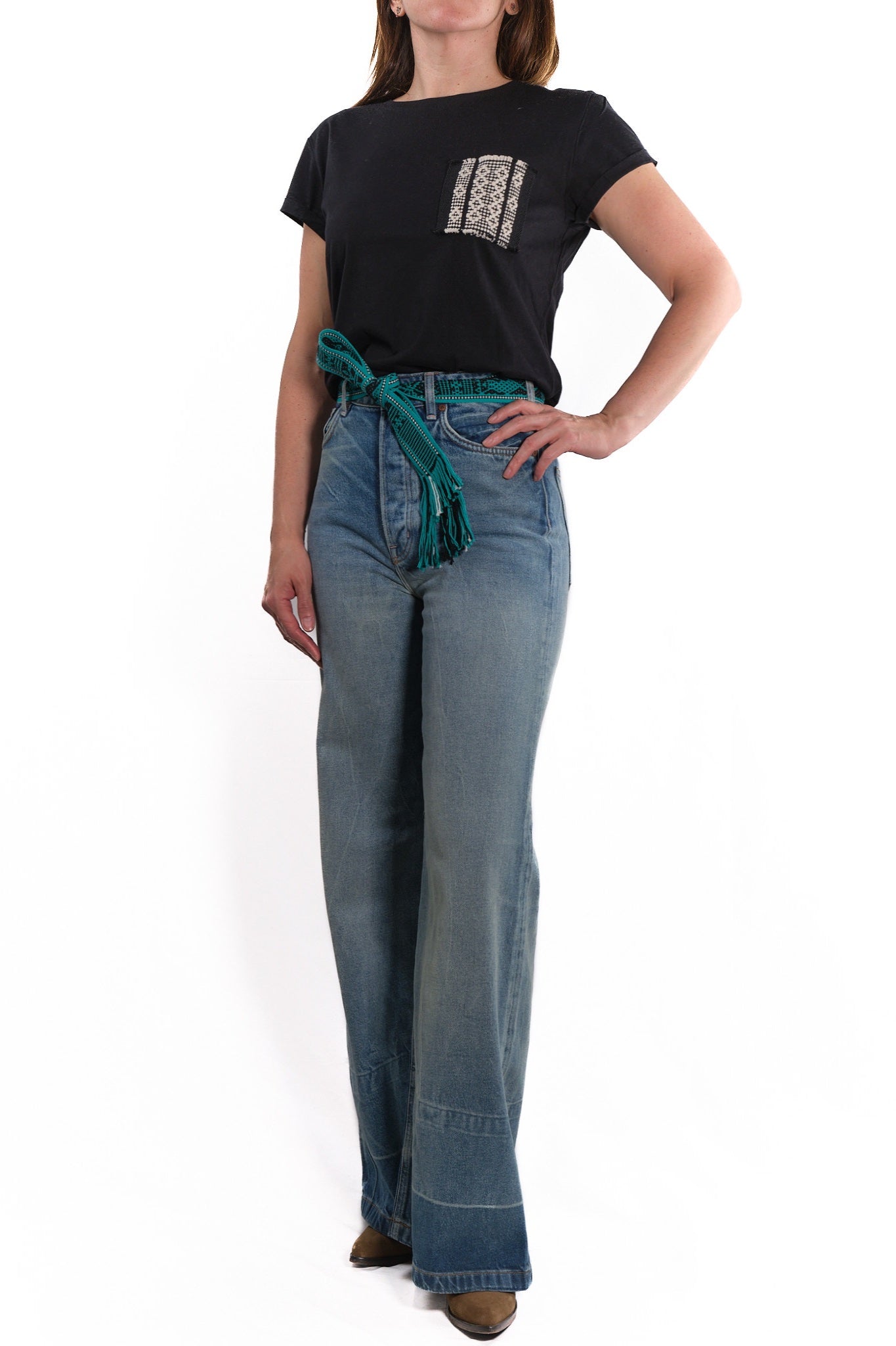T-shirt with woven patch black