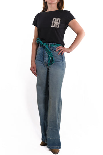 T-shirt with woven patch black