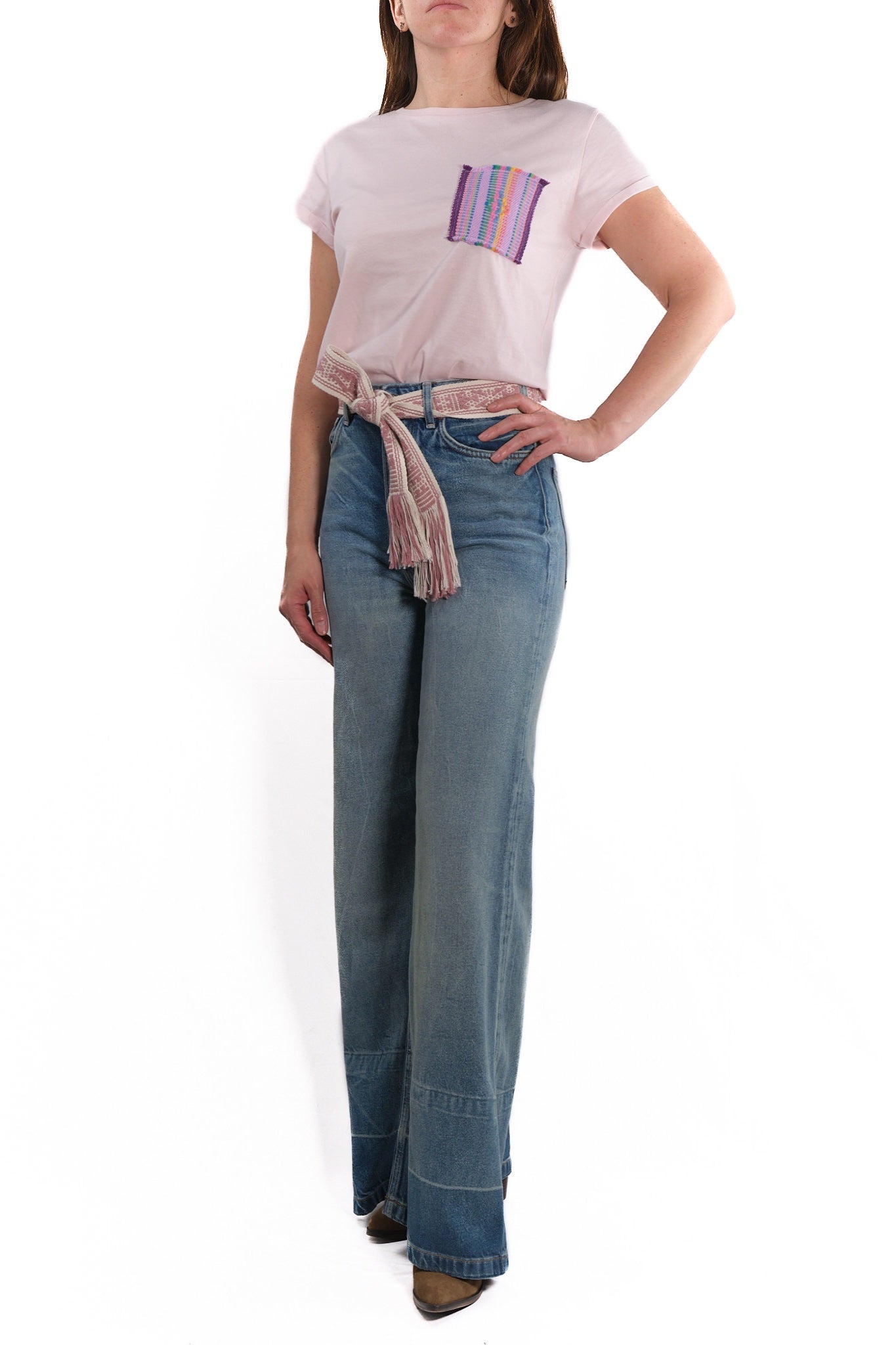 T-shirt with woven patch pale pink