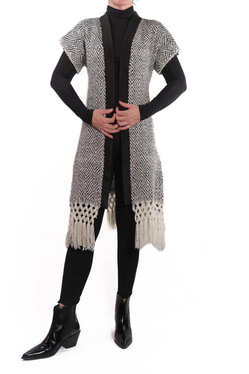 Kibozo Capa Black with white bangs