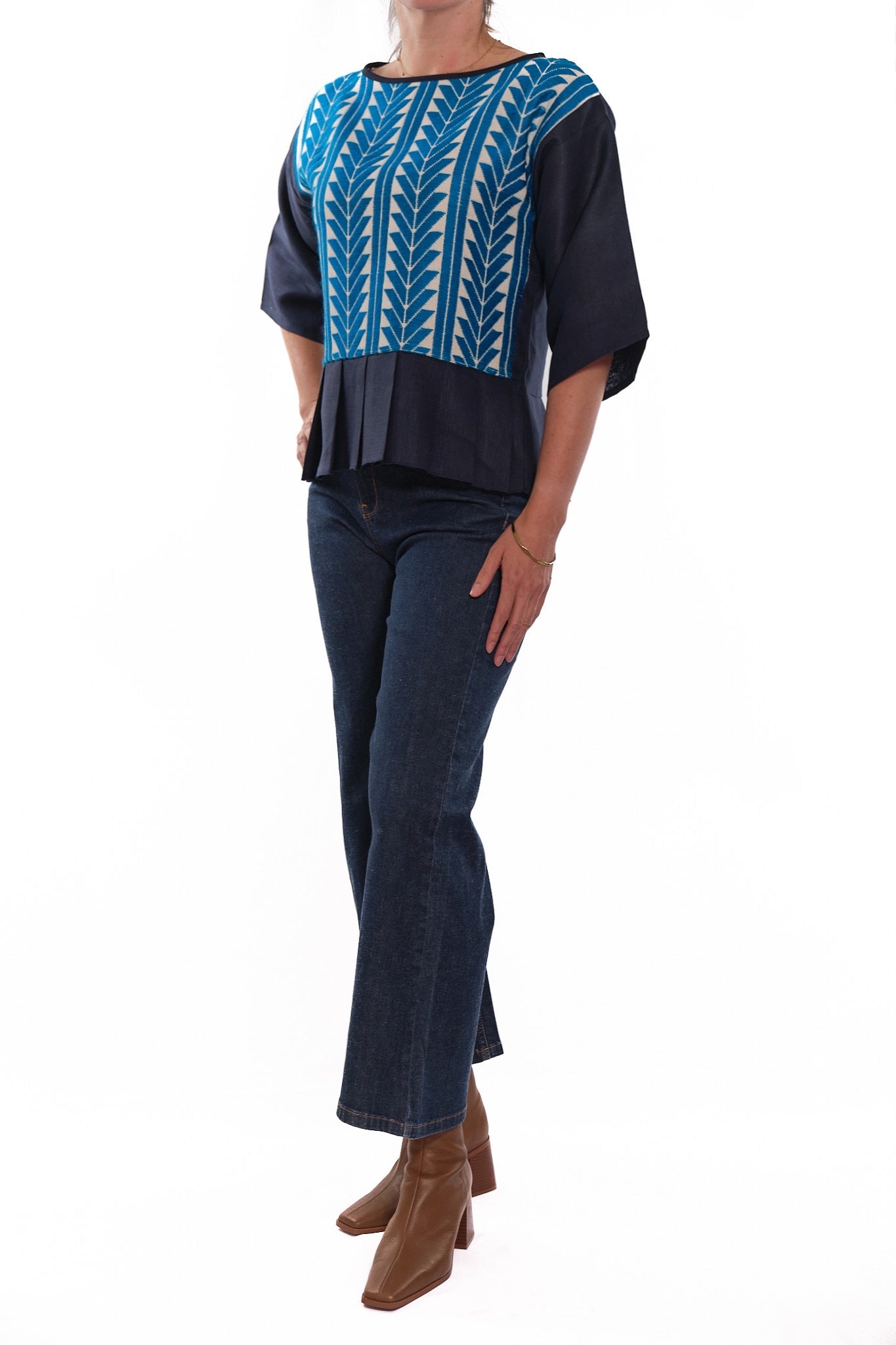 Lourdes long sleeve blouse blue with blue and white embroidery
